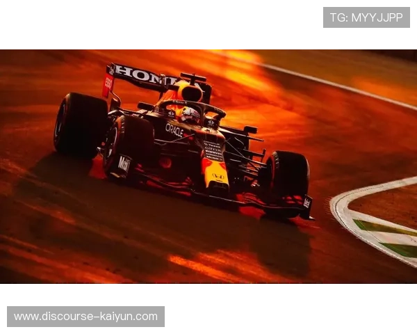 F1赛季激战正酣 梅赛德斯与红牛争锋再度升级 引领未来科技与速度革命