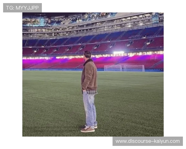 梅西回归巴萨消息不断传出 球迷热议是否能再次披上队服