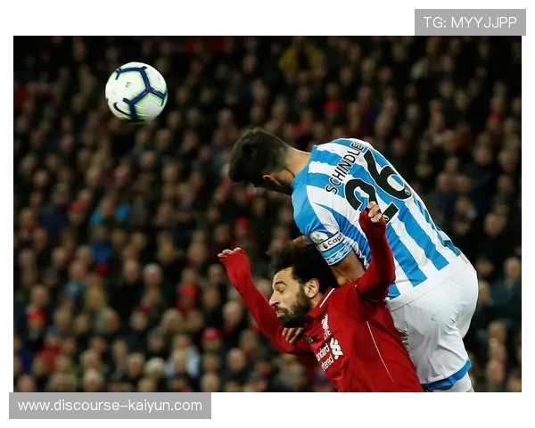 哈德斯菲尔德足球俱乐部历史沿革与辉煌赛季全景解析