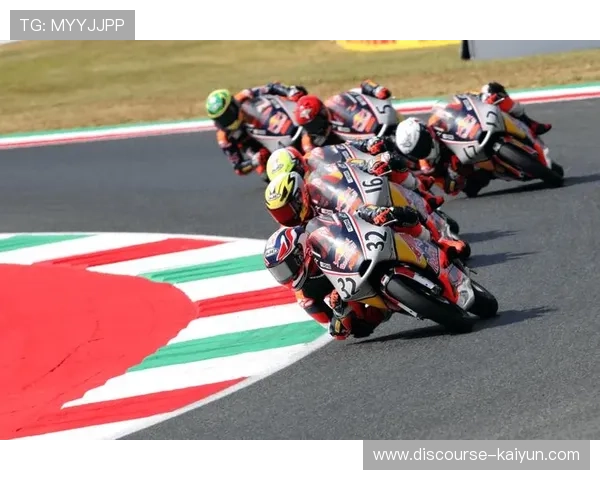 新赛季MotoGP战火再燃车手激烈角逐冠军悬念持续升级引发全球车迷热议