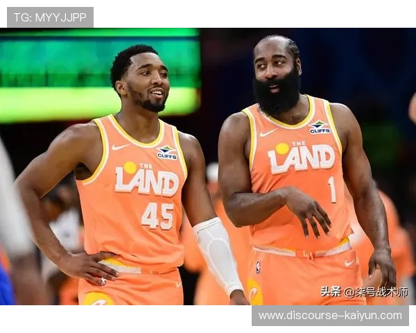 季后赛激战正酣巨星对决引爆NBA新一轮格局变动